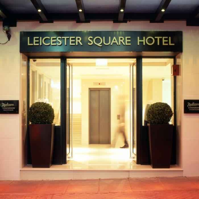 Radisson Blu Edwardian, Leicester Square Londra Esterno foto